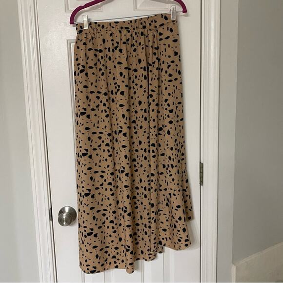SHEIN • Tan Dalmatian Animal Print Ruffle High Low Pull On Maxi Skirt - Picture 7 of 7